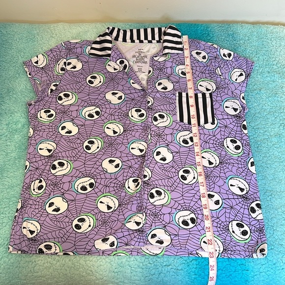 🔥Disney Purple Pajamas with Fun Print🔥 - Picture 9 of 10
